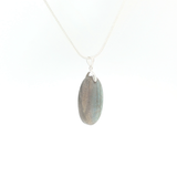 Collier Éclat Mystique en Labradorite