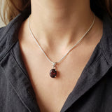 Collier flamme intérieur en grenat