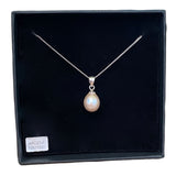 Pendentif véritable "perle d’eau douce violette"