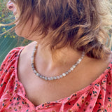 Collier en agate gris