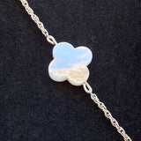 Bracelet en argent avec fleur en nacre