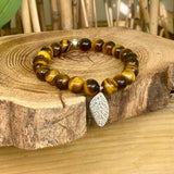 Bracelet œil de tigre AA avec motif feuille